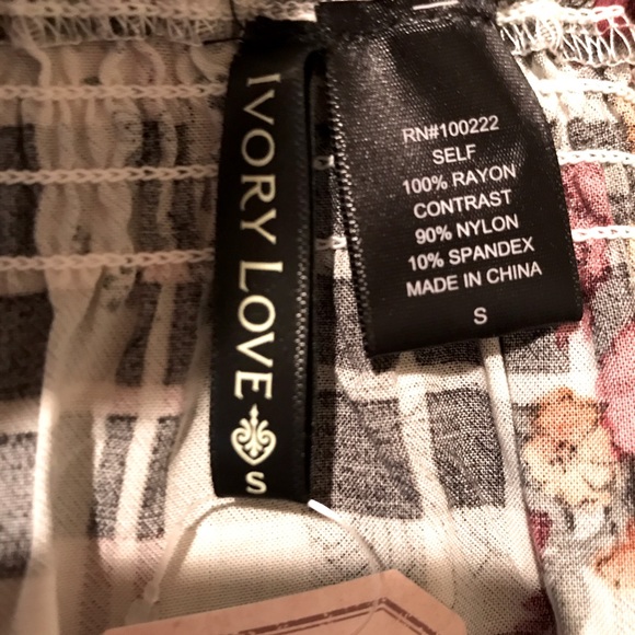 NWT-Ivory Love Floral Plaid Lace Off Shoulder Short Sleeve Blouse-S - Picture 12 of 15